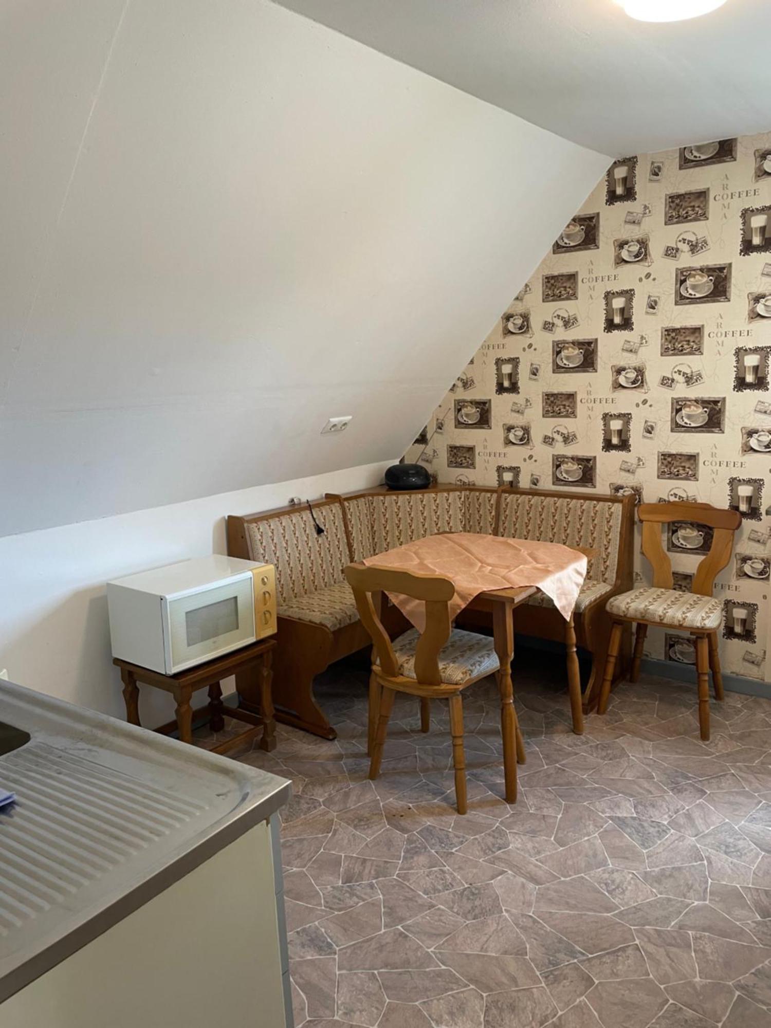 Familie Alber 1P Apartment Elze Exterior photo