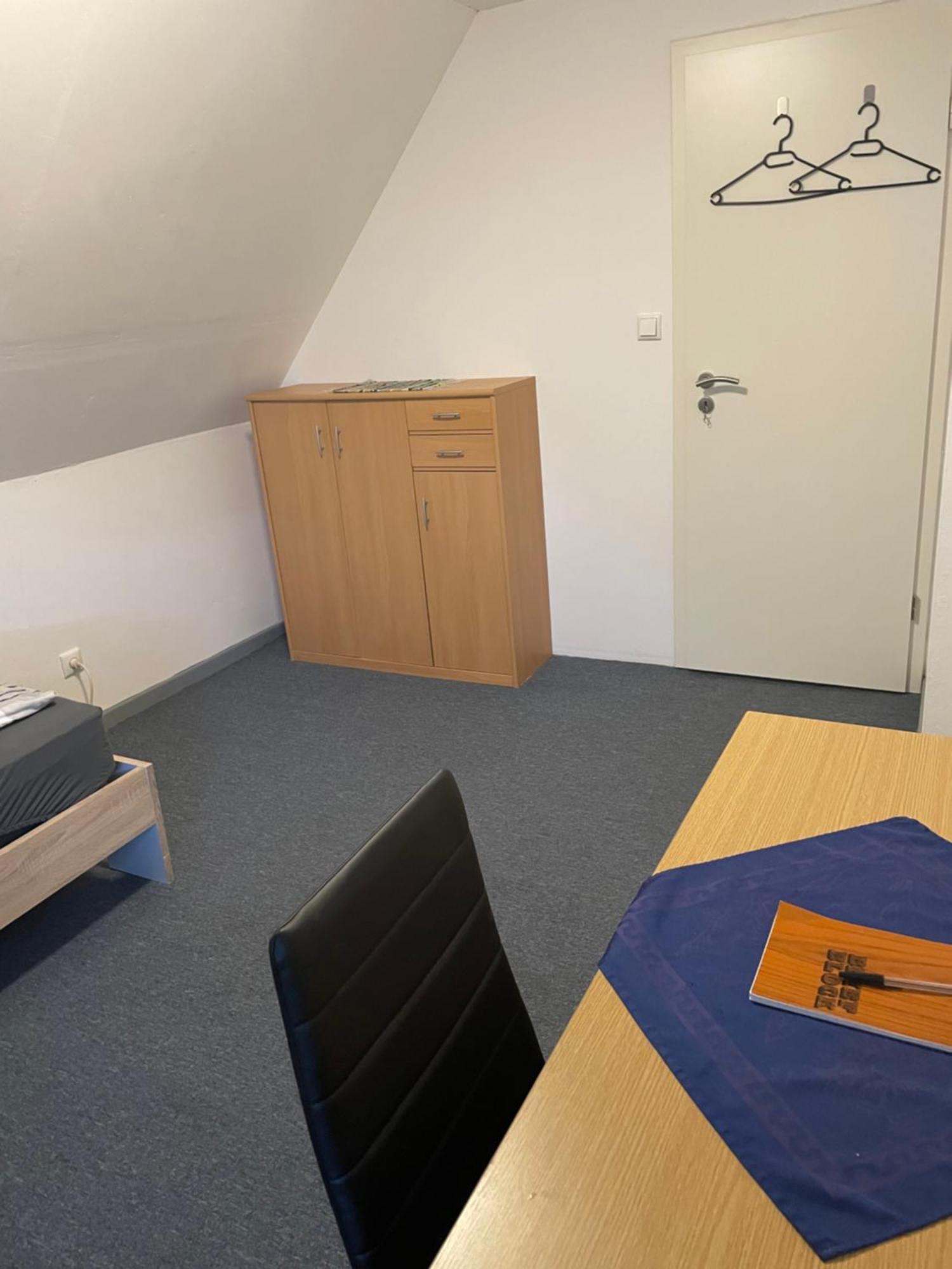Familie Alber 1P Apartment Elze Exterior photo